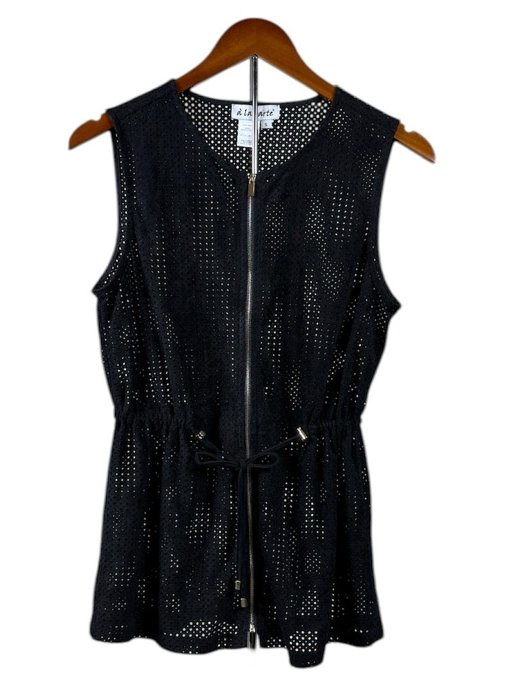 A La Carte Black Perforated Faux Suede Zip Front Vest Top – Peplum Size Small